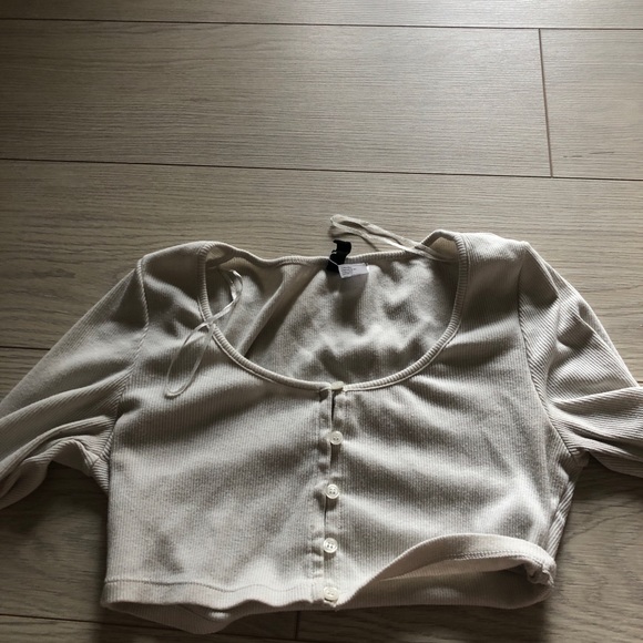 H&M button up - Picture 2 of 2